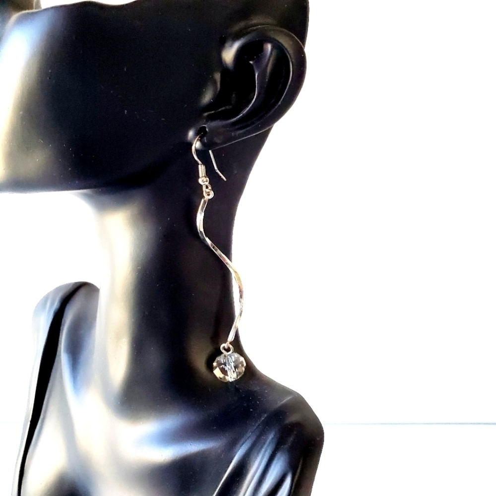 Silver-toned Clear Bauble Dangle Earrings One Pair‎ Swirl